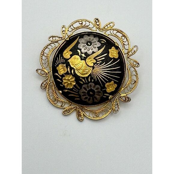 Vintage Brooch Damascene Gold Tone  Filigree Floral Bird 1.5” Pin Trombone Clasp - Picture 2 of 7